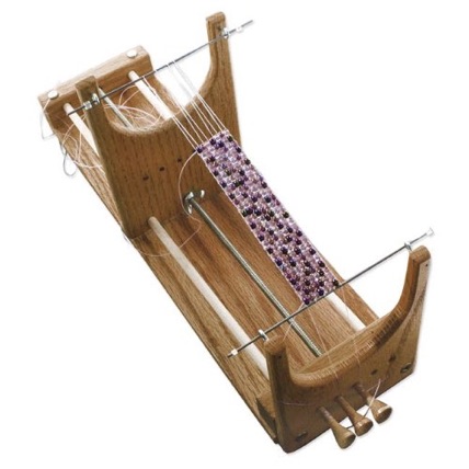 picture of ricks Loom in use